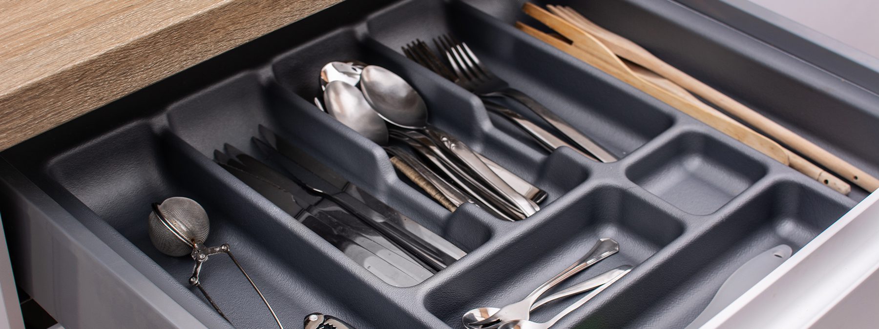 How do I organize my Silverware?